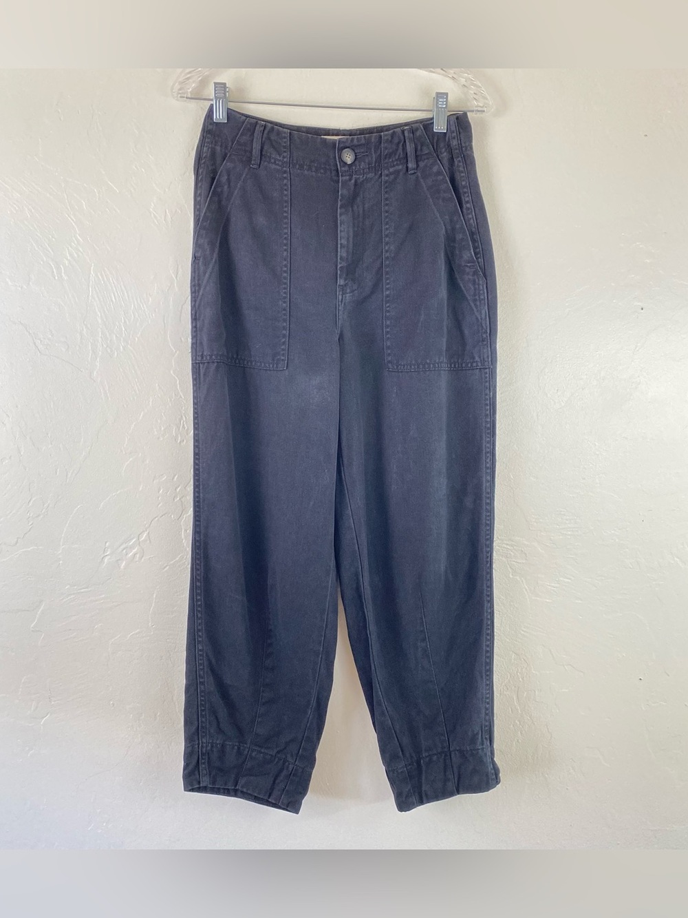 Everlane Size 0 Charcoal Black High Waist Tapered Leg Cotton Cargo Jogger Pant